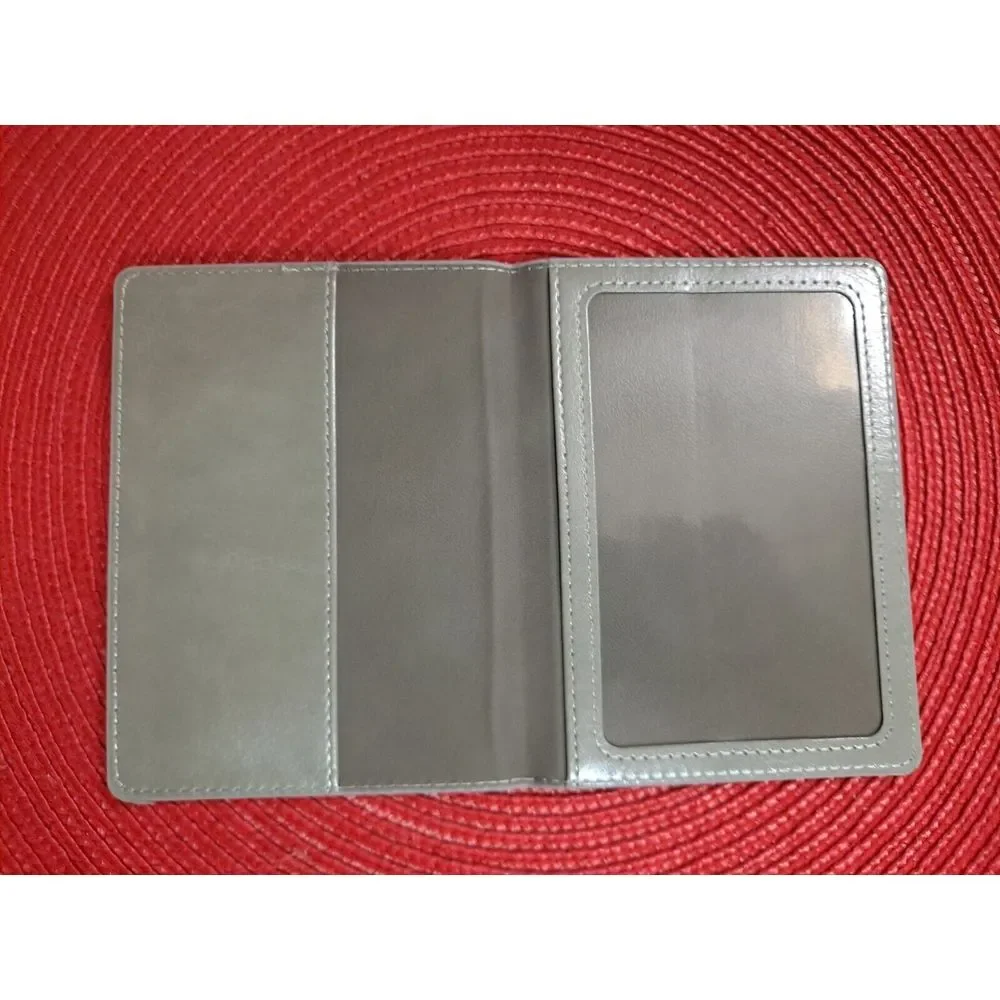 Yunfly Minimalist Silver‎ Passport/Vaccine card Holder
